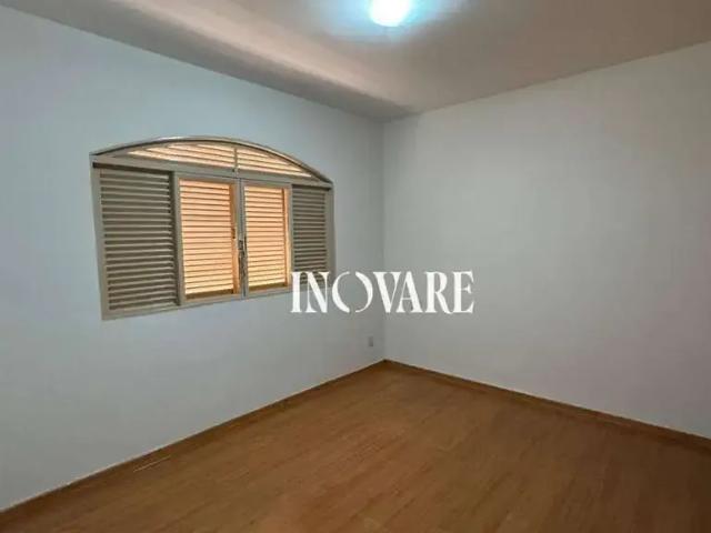 Casa / Sobrado Comercial para Locação em Uberlândia/MG Lidice