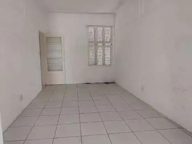 Casa / Sobrado Comercial para Locação em Viamão/RS Centro 2 Quartos