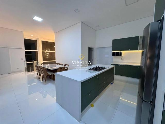 Casa / Sobrado Comercial para Venda em Cotia/SP Granja Viana 4 Quartos