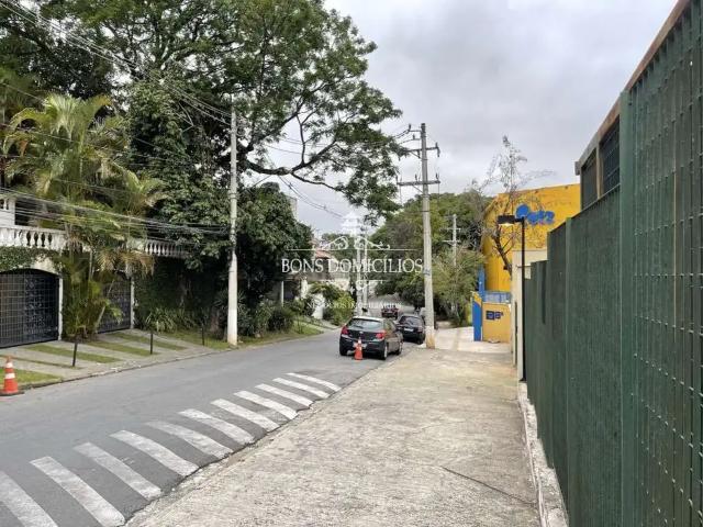 Casa / Sobrado Comercial para Venda em Cotia/SP Jardim Semiramis 3 Quartos