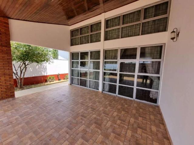 Casa / Sobrado Comercial para Venda em Campo Grande/MS Jardim Autonomista 5 Quartos
