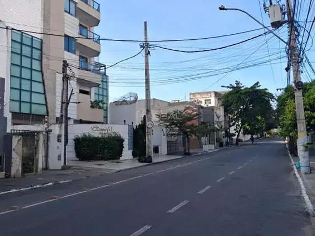 Casa / Sobrado Comercial para Venda em Campos dos Goytacazes/RJ Centro 2 Quartos