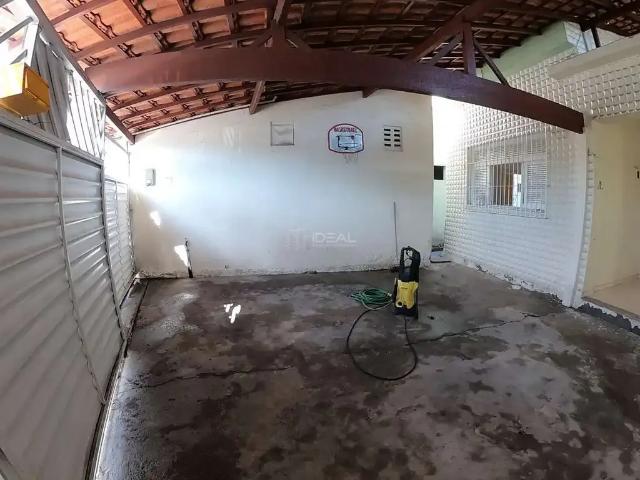 Casa / Sobrado Comercial para Venda em Campos dos Goytacazes/RJ Parque Califórnia 3 Quartos