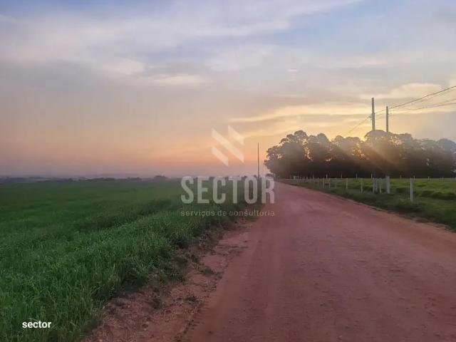 Casa / Sobrado Comercial para Venda em Carambeí/PR Boqueirão