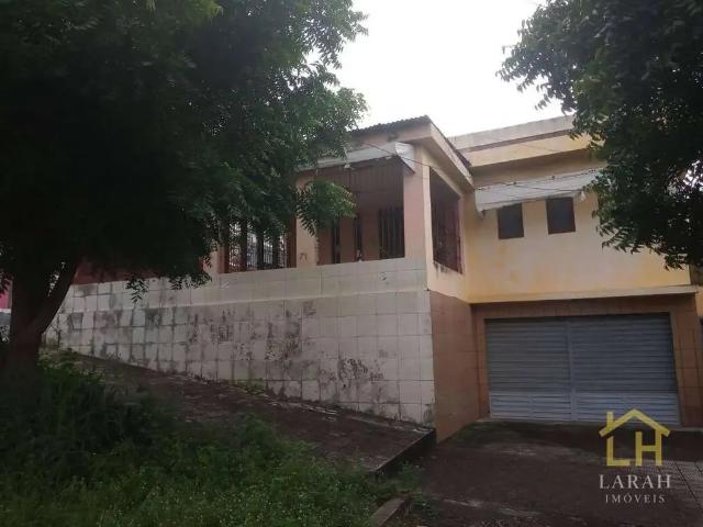 Casa / Sobrado Comercial para Venda em Caruaru/PE São Francisco 3 Quartos