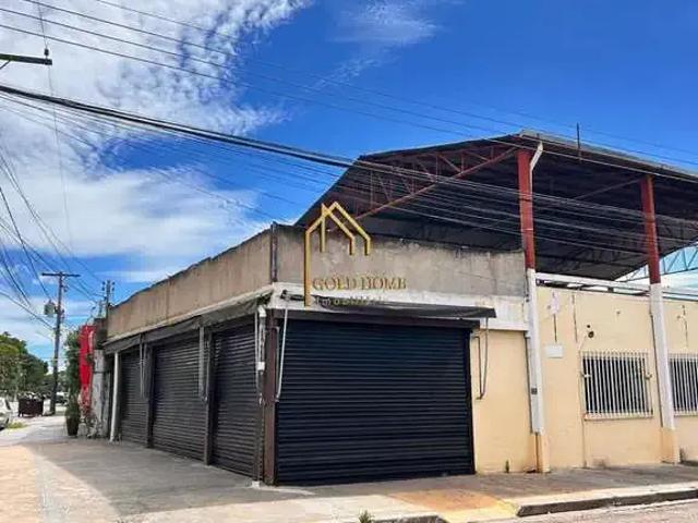 Casa / Sobrado Comercial para Venda em Cuiabá/MT Boa Esperança 3 Quartos