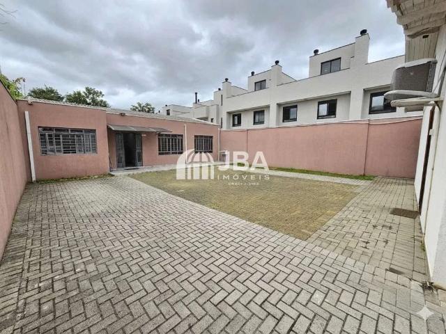 Casa / Sobrado Comercial para Venda em Curitiba/PR Bacacheri