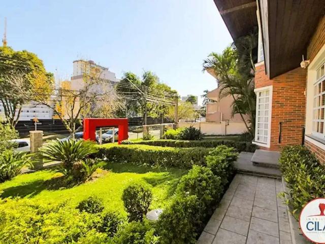 Casa / Sobrado Comercial para Venda em Curitiba/PR Centro 15 Quartos