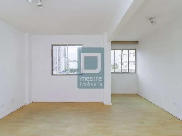 Casa / Sobrado Comercial para Venda em Curitiba/PR Centro 2 Quartos
