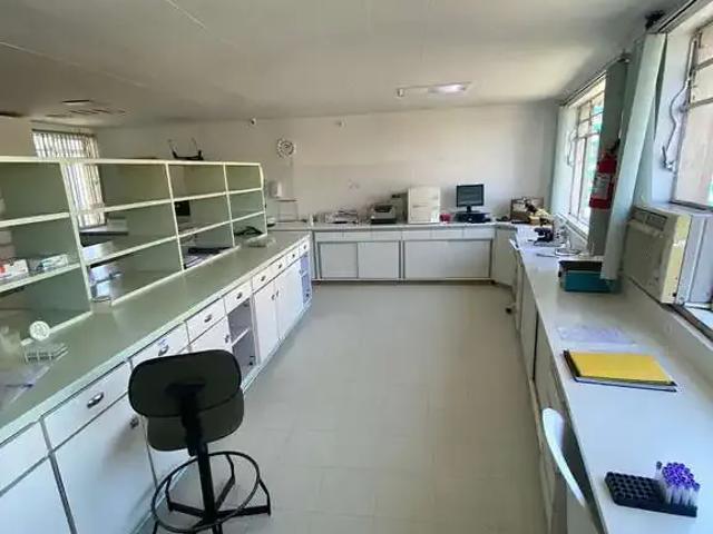 Casa / Sobrado Comercial para Venda em Curitiba/PR Centro