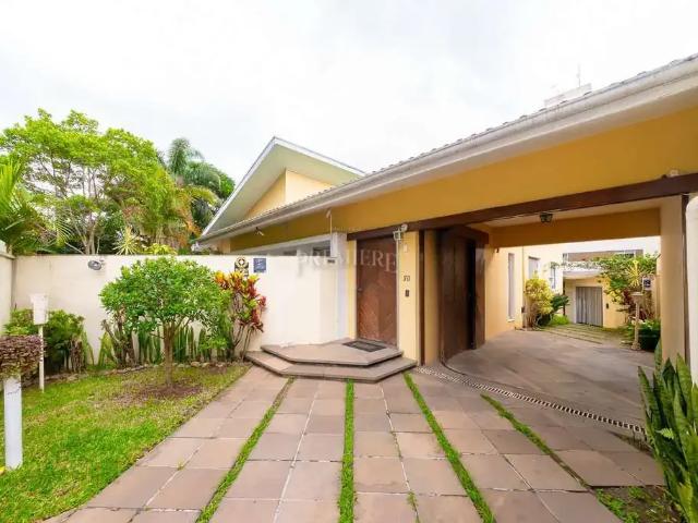 Casa / Sobrado Comercial para Venda em Curitiba/PR Centro 4 Quartos
