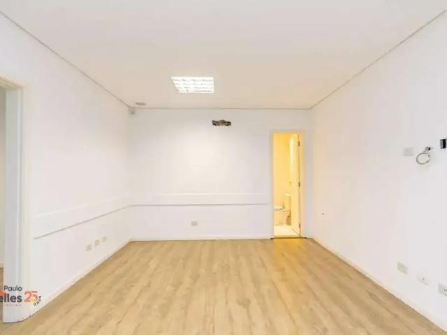 Casa / Sobrado Comercial para Venda em Curitiba/PR Centro 6 Quartos