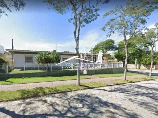 Casa / Sobrado Comercial para Venda em Curitiba/PR Cristo Rei 5 Quartos
