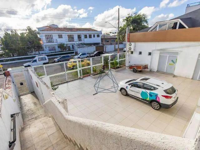 Casa / Sobrado Comercial para Venda em Curitiba/PR Parolin 5 Quartos