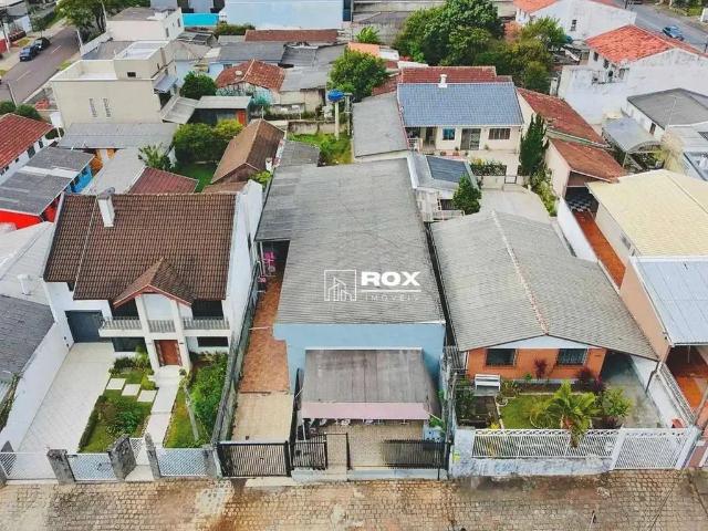 Casa / Sobrado Comercial para Venda em Curitiba/PR Pinheirinho