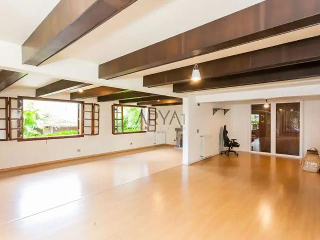 Casa / Sobrado Comercial para Venda em Curitiba/PR São Francisco 7 Quartos