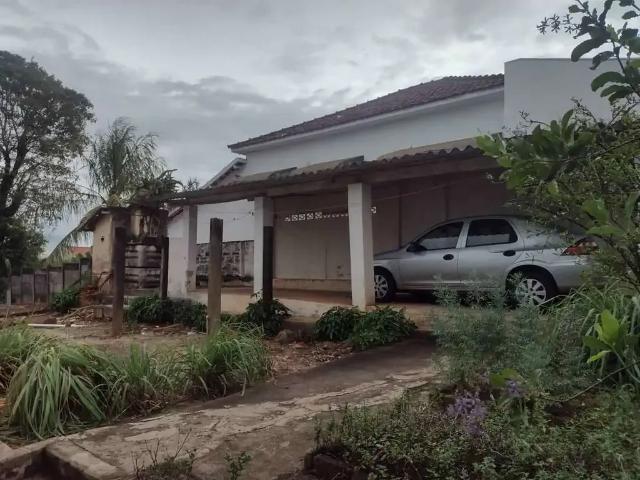 Casa / Sobrado Comercial para Venda em Agudos/SP Centro 4 Quartos