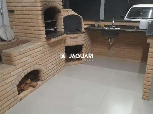 Casa / Sobrado Comercial para Venda em Agudos/SP Chácaras Nova Califórnia 4 Quartos