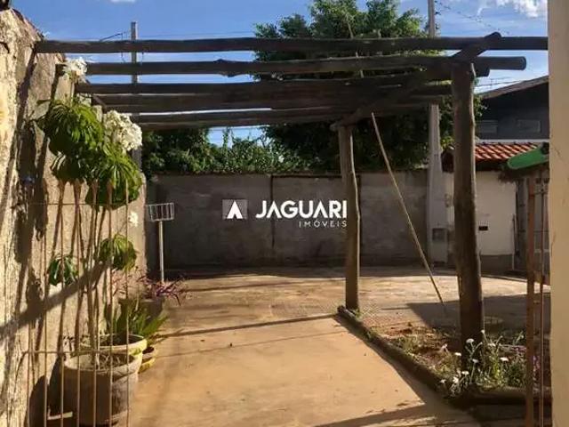 Casa / Sobrado Comercial para Venda em Agudos/SP Vila Santa Cecilia 4 Quartos
