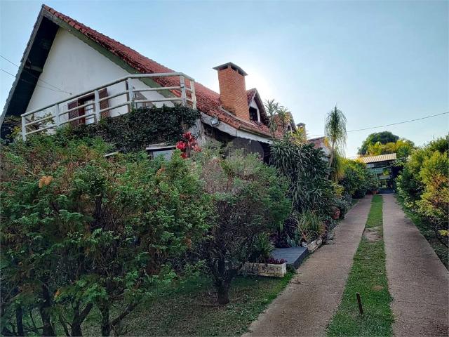 Casa / Sobrado Comercial para Venda em Araçoiaba da Serra/SP Centro 9 Quartos