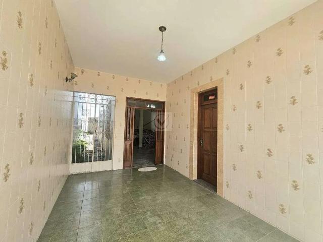 Casa / Sobrado Comercial para Venda em Aracaju/SE São José 6 Quartos