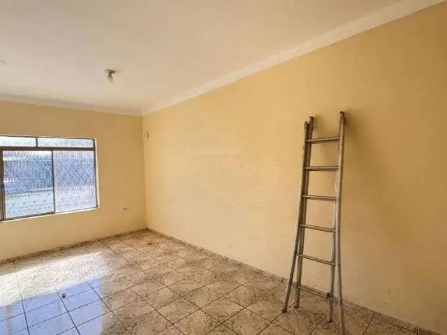 Casa / Sobrado Comercial para Venda em Araraquara/SP Jardim Floridiana Vila Xavier 4 Quartos