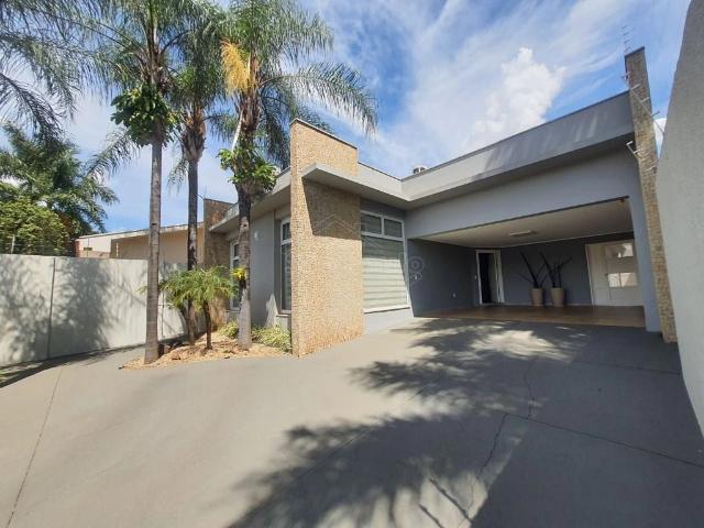 Casa / Sobrado Comercial para Venda em Araraquara/SP Vila Harmonia 4 Quartos