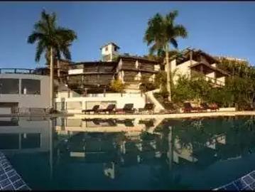Casa / Sobrado Comercial para Venda em Armação dos Búzios/RJ Praia Brava 52 Quartos