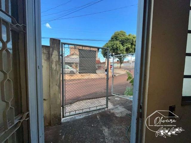 Casa / Sobrado Comercial para Venda em Bauru/SP Núcleo Habitacional Mary Dota 2 Quartos