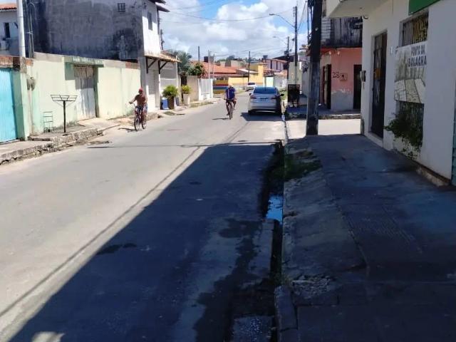 Casa / Sobrado Comercial para Venda em Barra de São Miguel/AL Centro 2 Quartos
