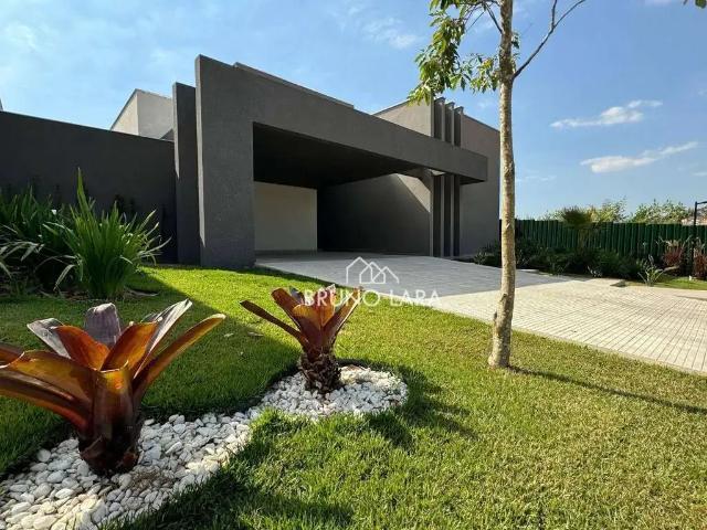 Casa / Sobrado Comercial para Venda em Betim/MG Açude 4 Quartos