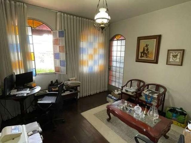 Casa / Sobrado Comercial para Venda em Belo Horizonte/MG Ouro Preto 3 Quartos