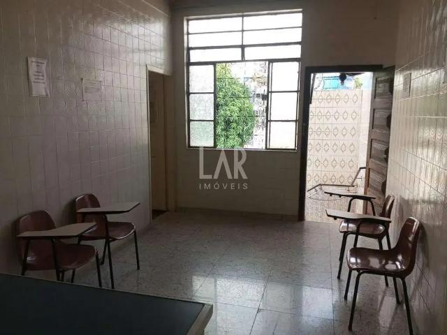 Casa / Sobrado Comercial para Venda em Belo Horizonte/MG Renascença 6 Quartos