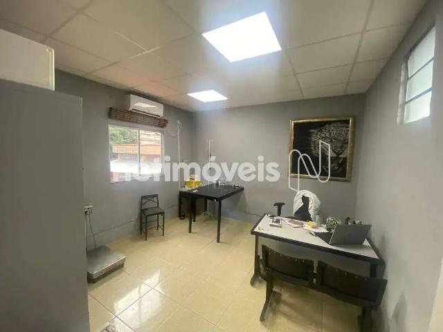 Casa / Sobrado Comercial para Venda em Belo Horizonte/MG São Marcos 2 Quartos