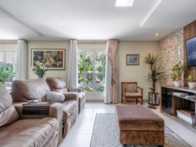 Casa / Sobrado Comercial para Venda em Blumenau/SC Vila Nova 5 Quartos