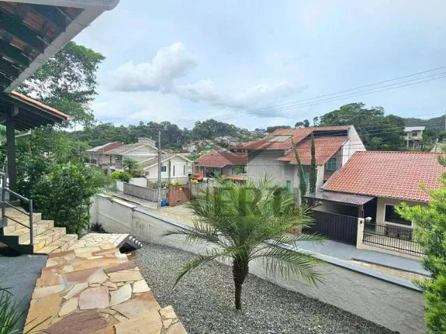 Casa / Sobrado Comercial para Venda em Blumenau/SC Fortaleza 5 Quartos