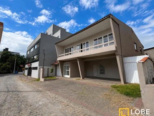 Casa / Sobrado Comercial para Venda em Blumenau/SC Garcia 7 Quartos