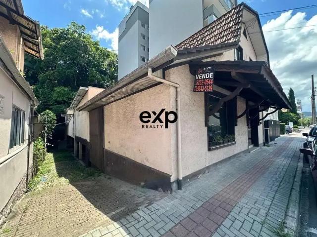 Casa / Sobrado Comercial para Venda em Blumenau/SC Ponta Aguda