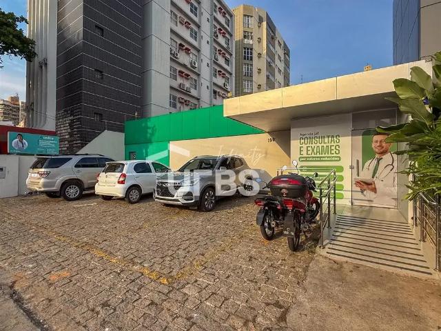 Casa / Sobrado Comercial para Venda em Goiânia/GO Setor Aeroporto 6 Quartos