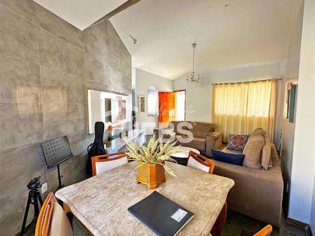 Casa / Sobrado Comercial para Venda em Goiânia/GO Setor Bueno 3 Quartos