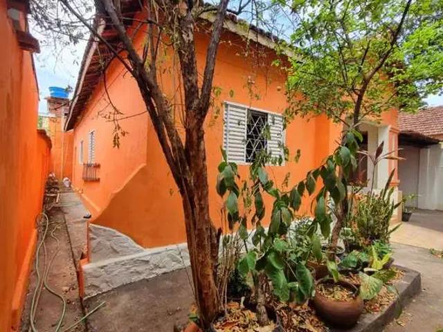 Casa / Sobrado Comercial para Venda em Goiânia/GO Setor Centro Oeste 3 Quartos