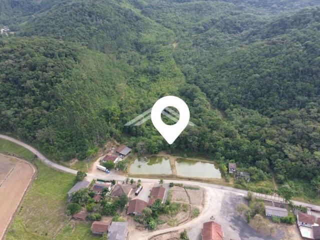 Casa / Sobrado Comercial para Venda em Garuva/SC Bom Futuro
