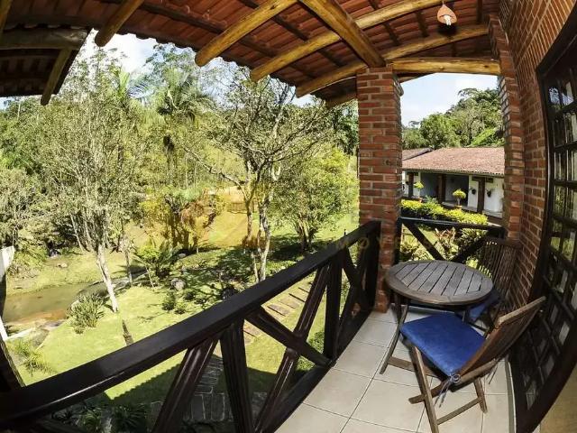 Casa / Sobrado Comercial para Venda em Gaspar/SC Santa Terezinha 8 Quartos