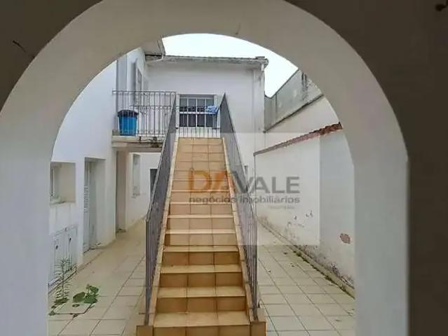 Casa / Sobrado Comercial para Venda em Guaratinguetá/SP Centro 6 Quartos