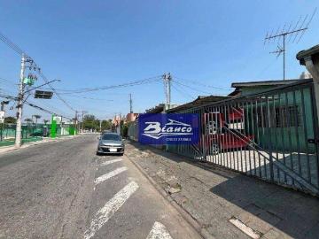 Casa à venda em Rua Santa Izabel - Garagem