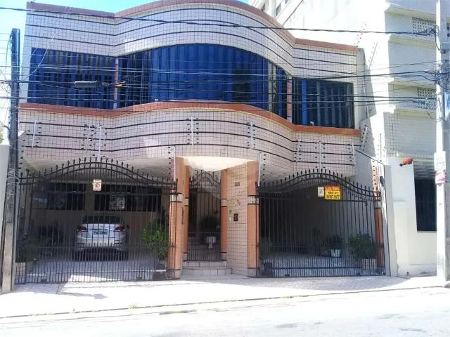 Casa / Sobrado Comercial para Venda em Fortaleza/CE Centro 10 Quartos