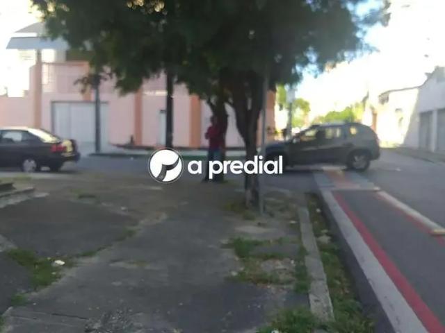 Casa / Sobrado Comercial para Venda em Fortaleza/CE Centro 4 Quartos