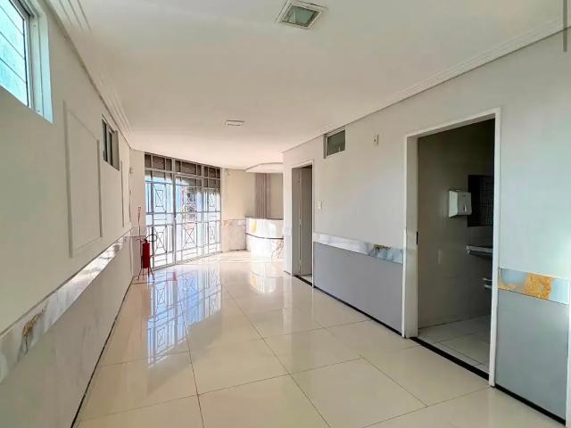 Casa / Sobrado Comercial para Venda em Fortaleza/CE Cidade dos Funcionários