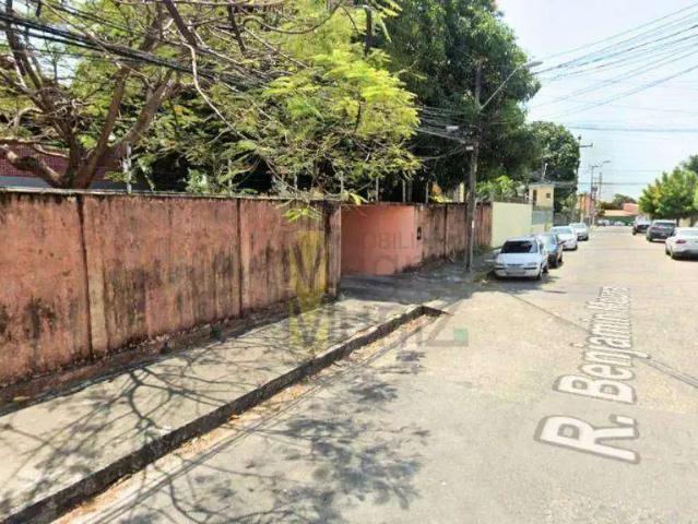 Casa / Sobrado Comercial para Venda em Fortaleza/CE Cidade dos Funcionários 6 Quartos