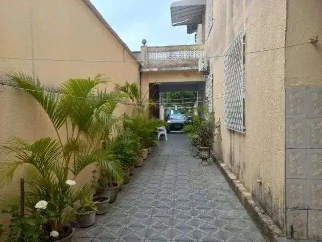 Casa / Sobrado Comercial para Venda em Fortaleza/CE Fátima 5 Quartos